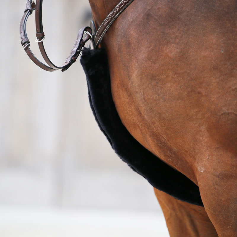 Kentucky Horsewear Sheepskin Breastplate Cover 1 Kentucky Horsewear Sheepskin Breastplate Cover