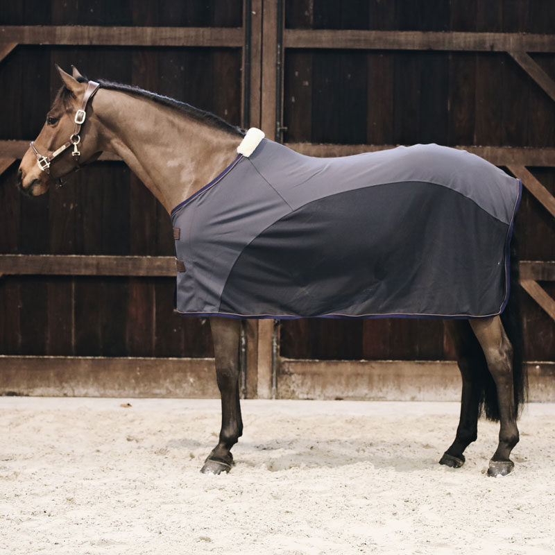 What Do You Need For Your Horse? 1 Kentucky Horsewear Cooler Sheet Softshell 2