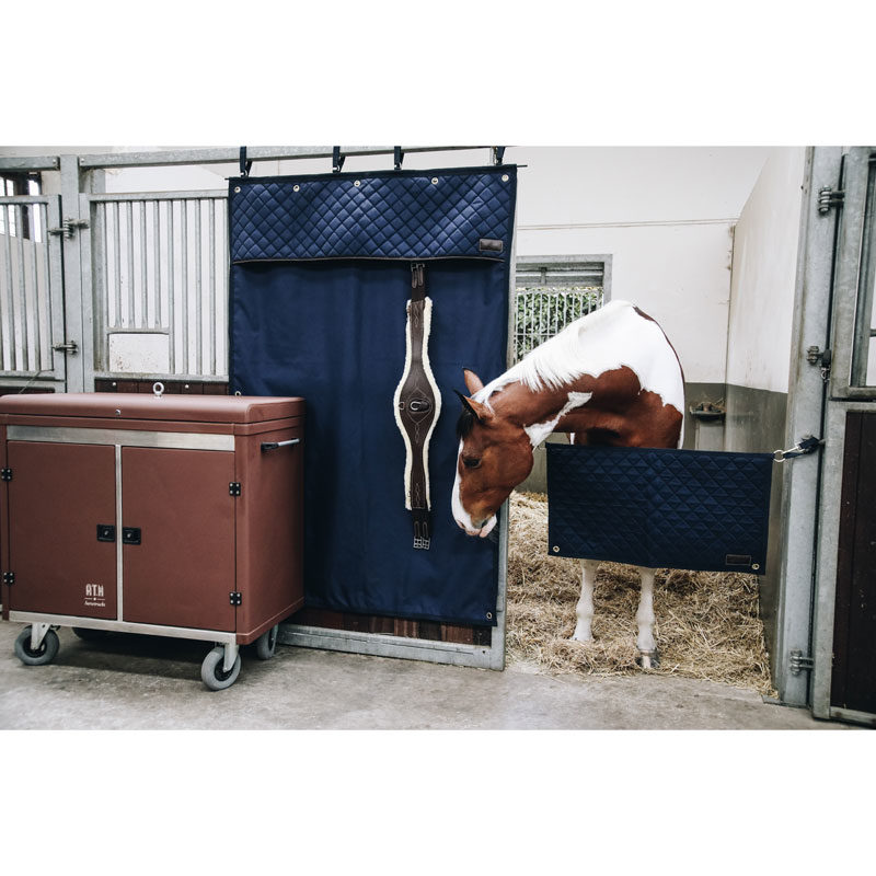 Kentucky Horsewear Waterproof Stable Curtain - Image 8