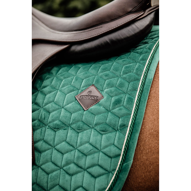 The No.1 New Luxury Kentucky Horsewear Velvet Saddle Pad