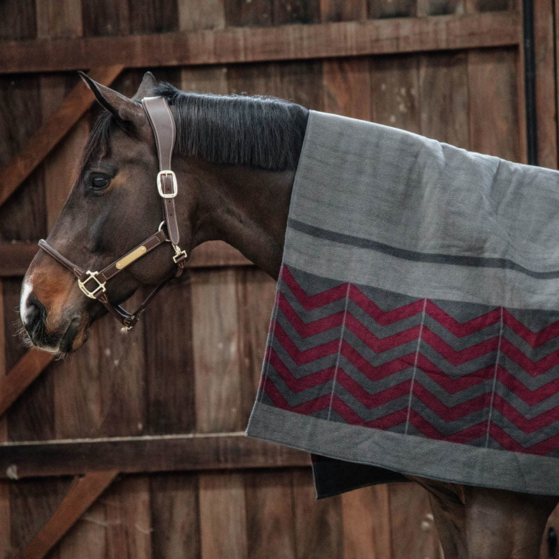 Kentucky Horsewear Heavyweight Fleece Square Fishbone Grey Bordeaux