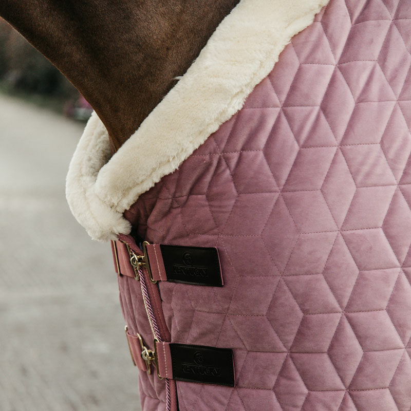 Kentucky Horsewear Velvet Show Rug Pink 2 Kentucky Horsewear Velvet Show Rug - Old Rose