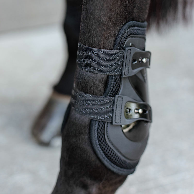 Kentucky Horsewear Moonboots Air X Black Front View