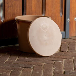 Grooming Deluxe Bucket with Lid 5ltr