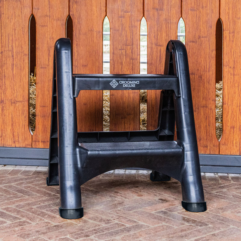 Grooming Deluxe Foldable Steps 1 Grooming Deluxe Foldable Steps