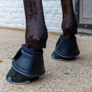 Kentucky Horsewear Overreach Boots Pro Black On A Horse From Side View 84196-01-2